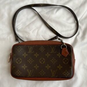 EUC Vintage Louis Vuitton Marly Monogram Crossbody w/COA